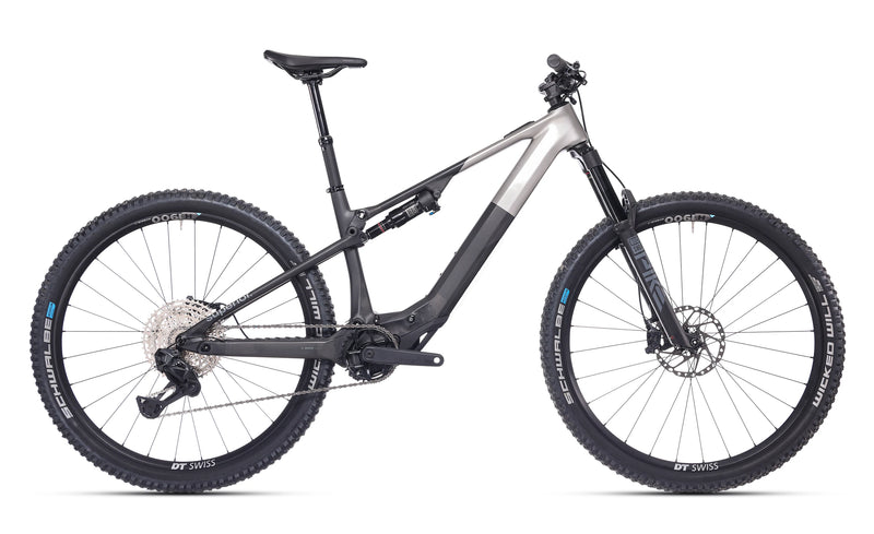 Superior iXF 9.7 Gloss Chrome / Matte Carbon